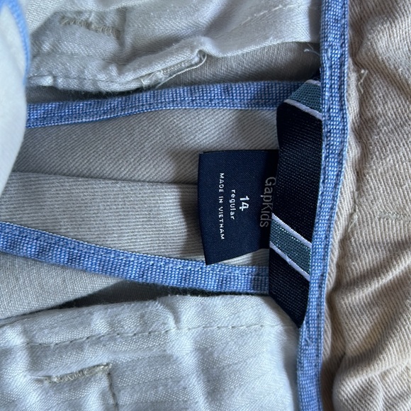 Gap Kids Uniform Shorts - Picture 3 of 4